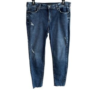Silver Jeans Elyse Skinny Womens Size 16  L29 Stretch Denim Distressed Raw Hem